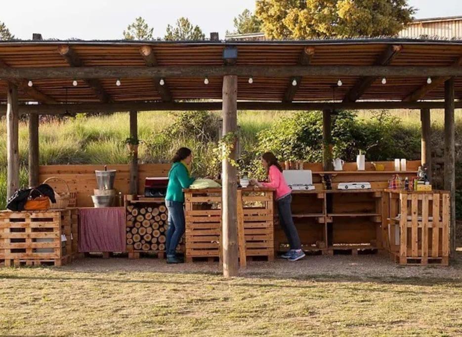 Forest Days Naves  Exterior photo
